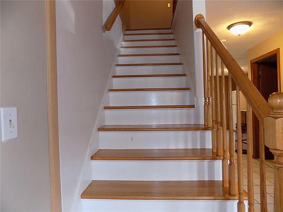 2nd image of 1605 Douglas Ave APT 5