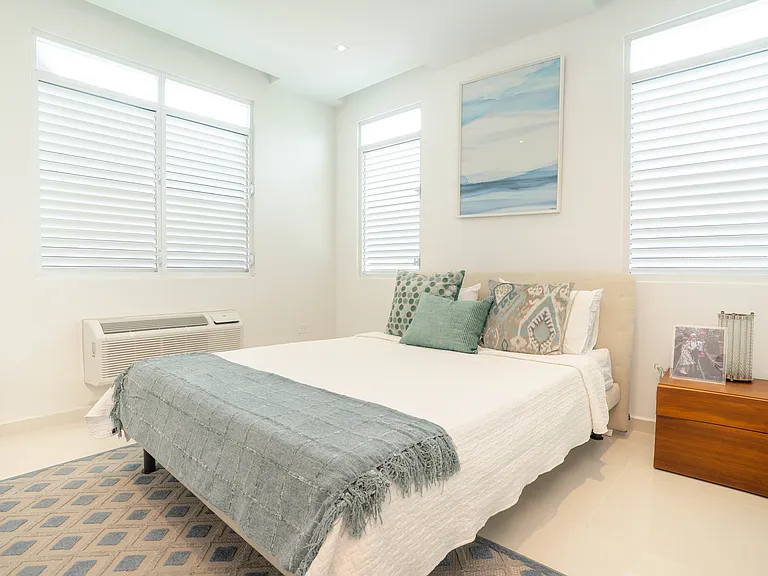 35 Palmas Del Mar Cond Harbour Lcks — Photo 14