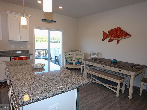4th image of 35263 Wright Way