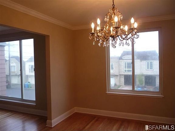 4th image of 2370 44th Ave