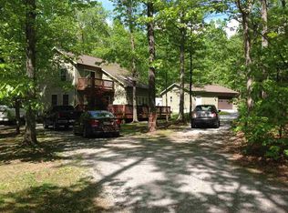 51 Red Leaf Ln, Crimora, VA 24431