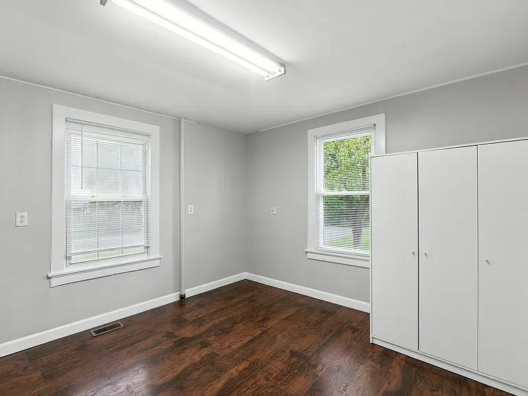 5100 Berwyn Rd — Photo 7