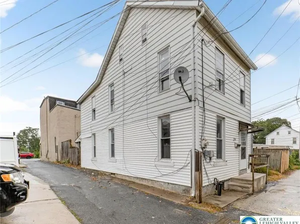 1141 Emmett St, Allentown, PA 18102