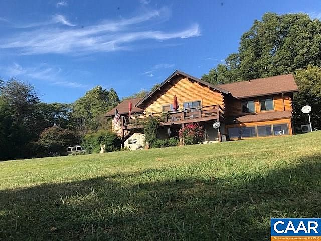 1st image of 451 Colony Dr