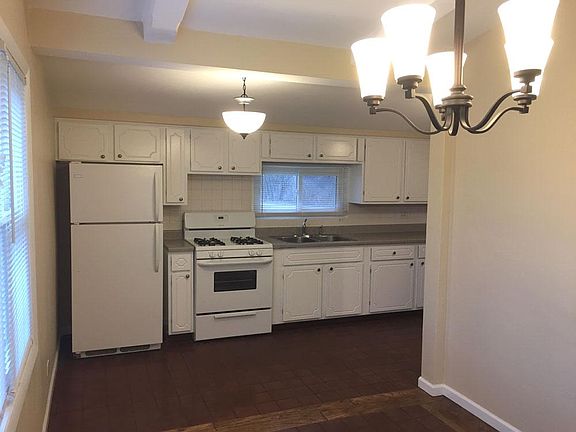 5th image of 37630 N Frolic Ave
