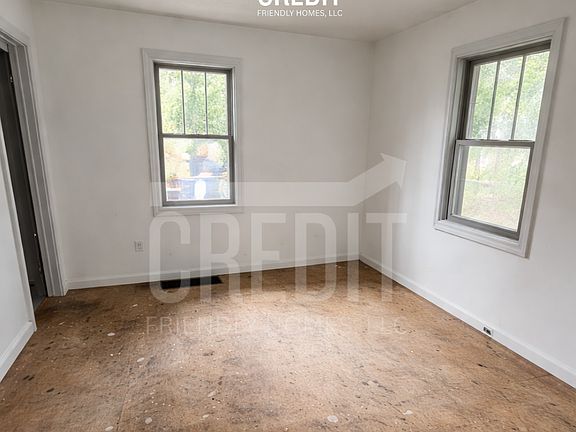 5th image of 1112 E Garfield Ave