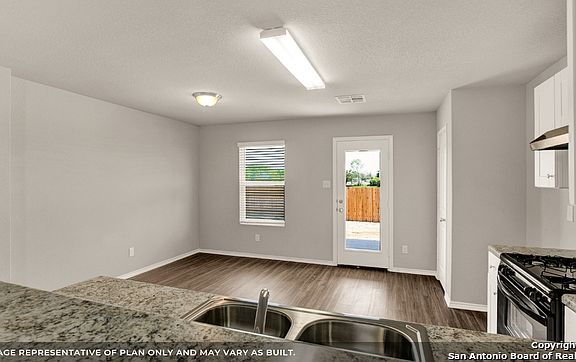 5th image of 342 Kowald Ln