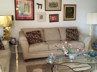 148 Wellington Cir #H, West Palm Beach, FL 33417