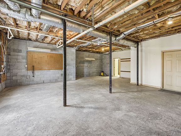 5th image of 3993 Cecil Farm Rd