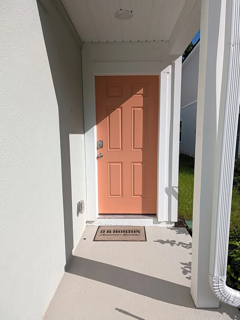 New, Large Villa Construction!! Advertised Rent Reflects 18-Month Lease On This 3/2.5/1. 12-Month... — Photo 4