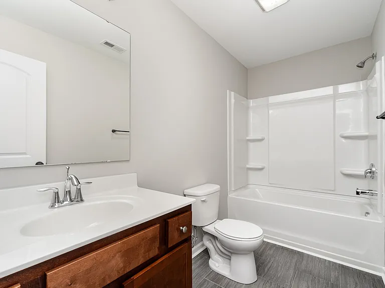 3390 Saddlebrook Dr — Photo 20