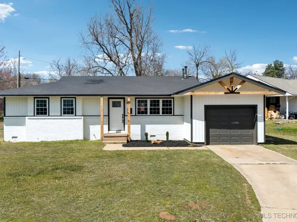 702 W Wichita Ave, Cleveland, OK 74020