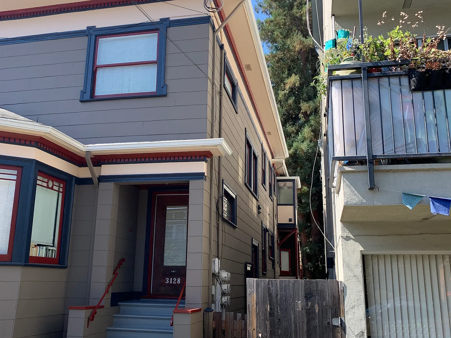 3 bed, 1100 sqft, $4,500 — Photo 2
