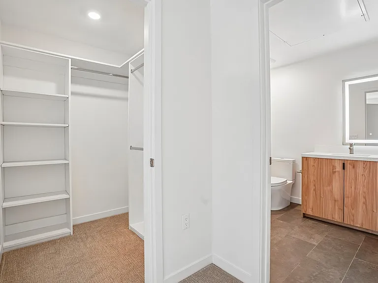 689 S Catalina — Photo 45