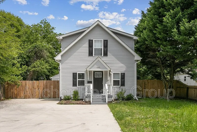 1 bed, 1.0 bath, $2,300 — Photo 2