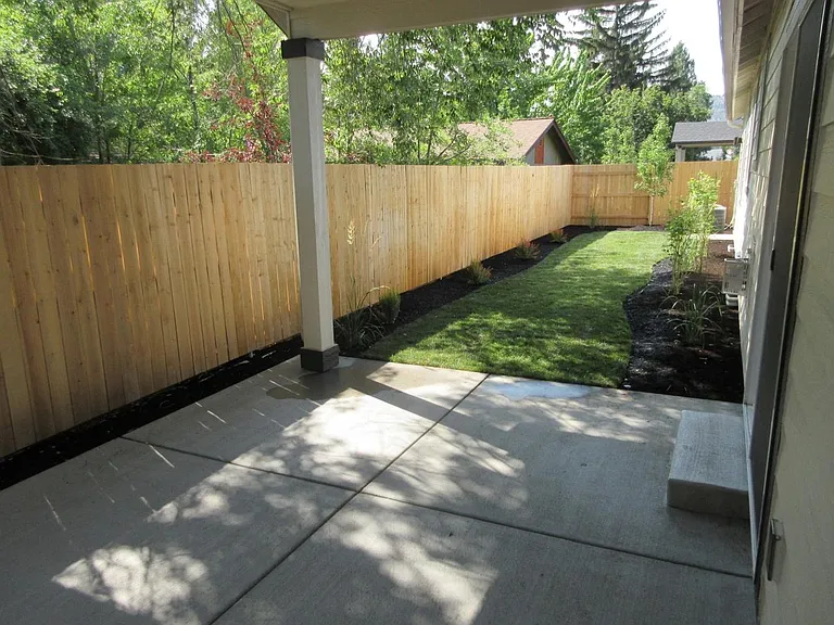 2856 Huettl Ln — Photo 20