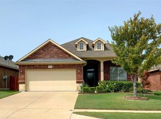 7921 Wildwest Dr, Fort Worth, TX 76131