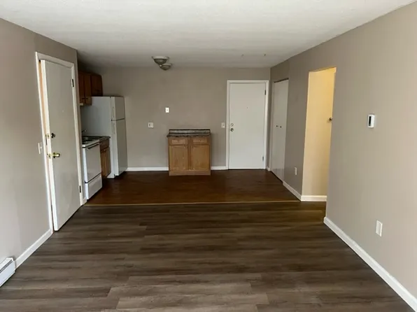 1309 Saint James Ave, Springfield, MA 01104