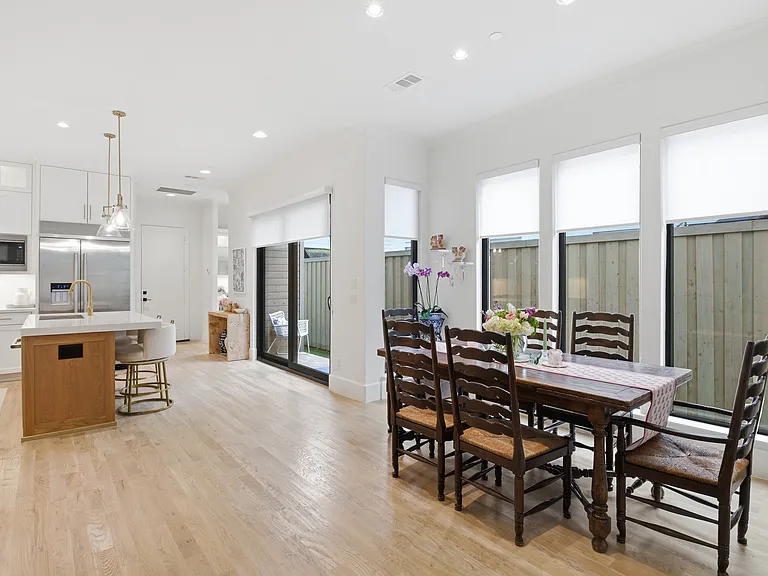 4435 Emerson Ave — Photo 13
