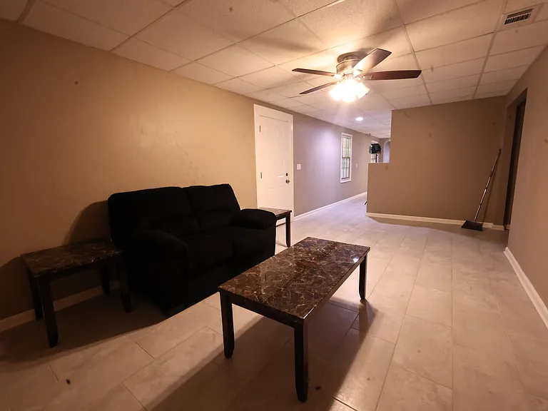 2721 Brackenwood Dr — Photo 31