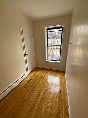 4th image of 1567 2nd Ave #4A
