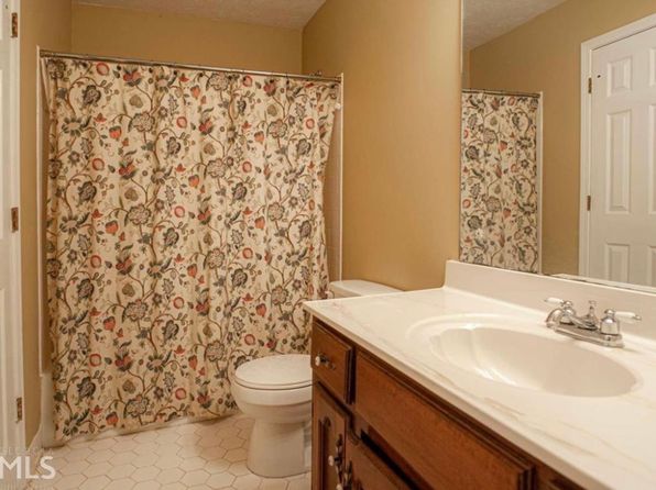 250 Cleveland Rd APT 415, Bogart, GA 30622