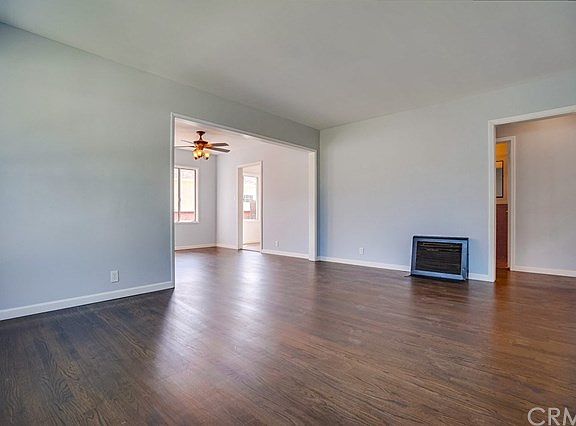 4th image of 2712 Centralia St