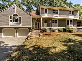 286 High St, Topsfield, MA 01983