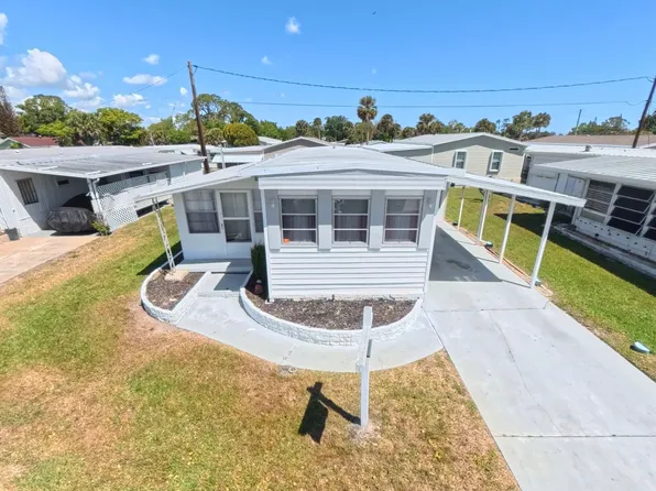 1288 Constitution Dr, Daytona Beach, FL 32119