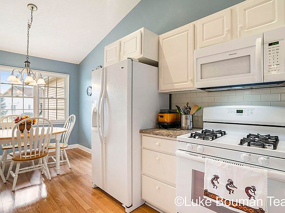 4th image of 11427 N Lake Dr