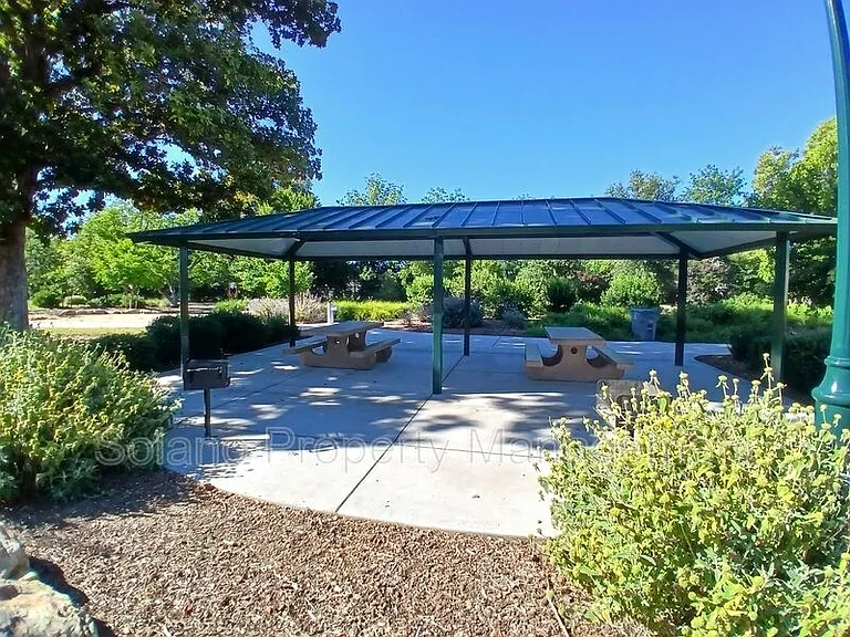 938 Fruit Stand Cir — Photo 47