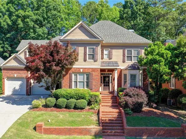 991 Moores Walk Ln, Suwanee, GA 30024
