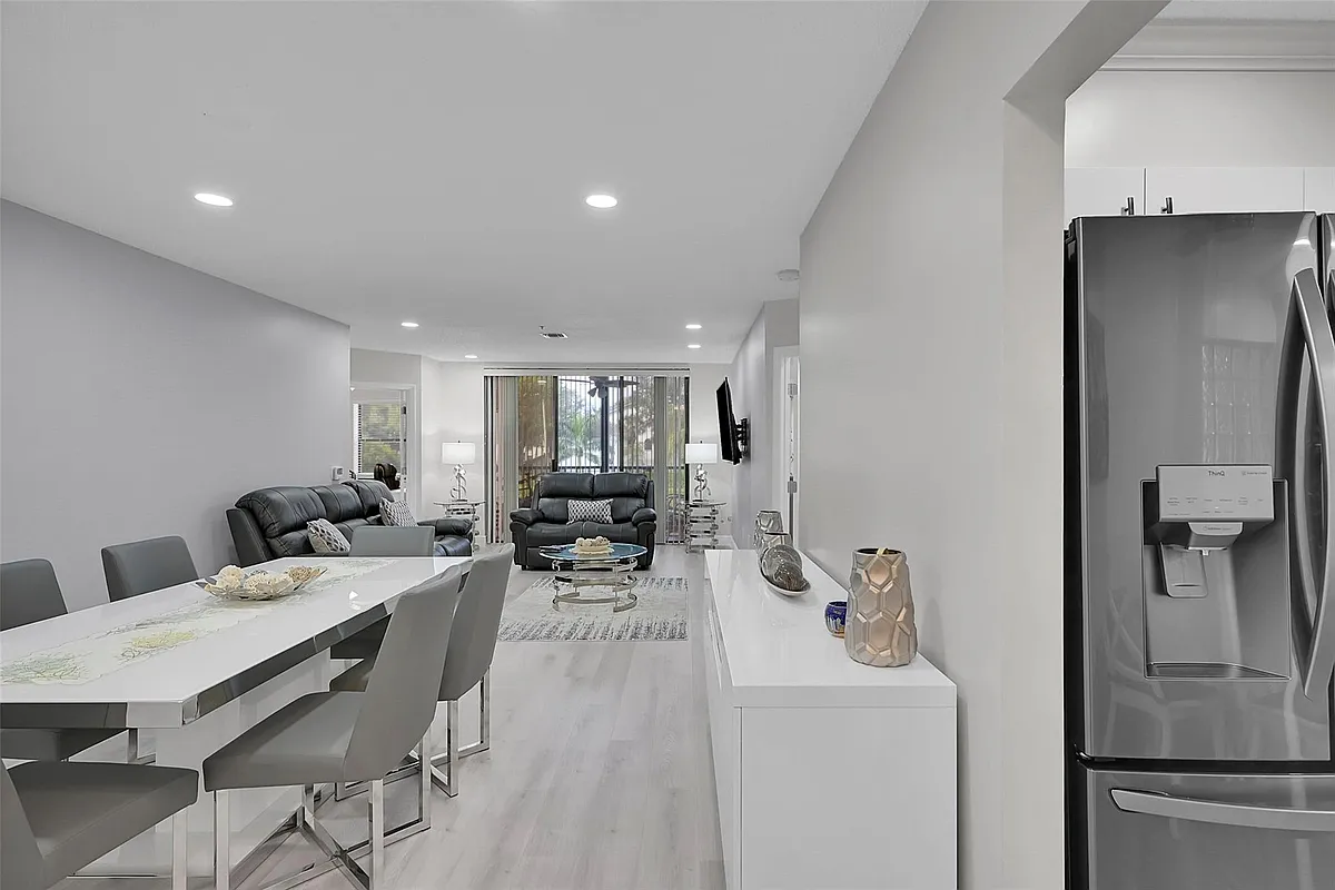 Photo 2 of 41 - 5133 Brisata Cir #P - Boynton Beach, FL Building Photo - 5133 Brisata Cir #P