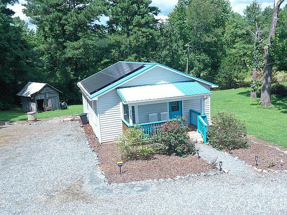 2nd image of 3392 Pearidge Rd