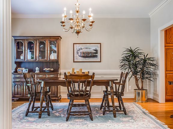 Elegant Dining Room