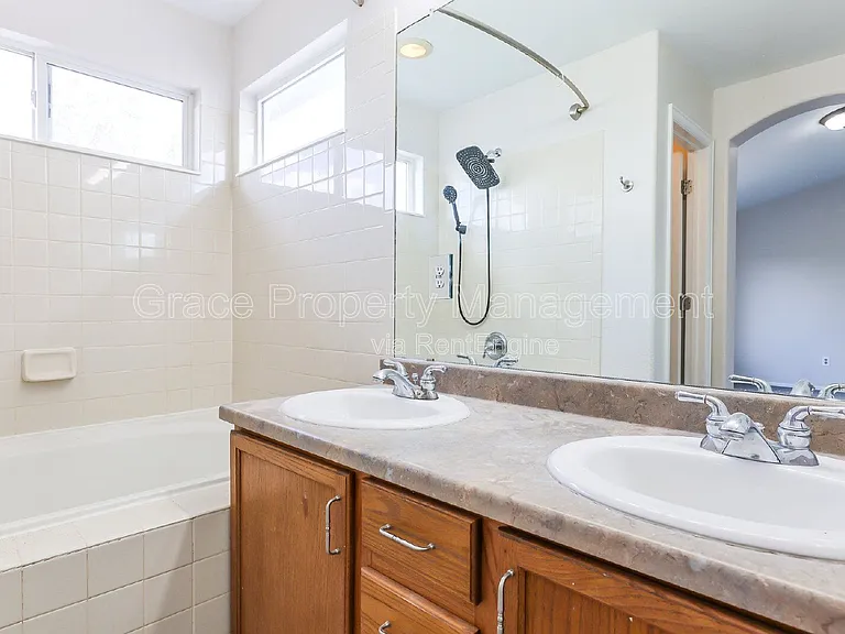 10289 E 113th Ave — Photo 11