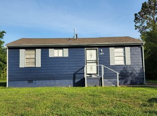 387 McFarland Dr, Memphis, TN 38109