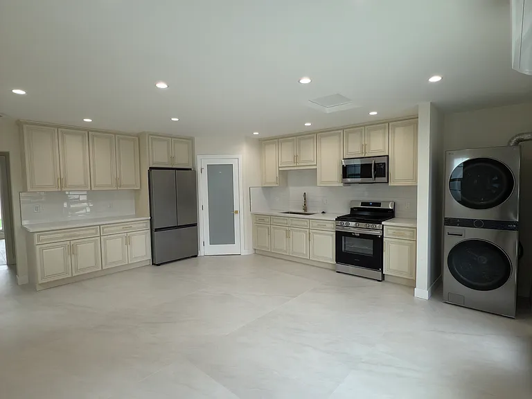 6855 Belmar Ave #6853 — Photo 2