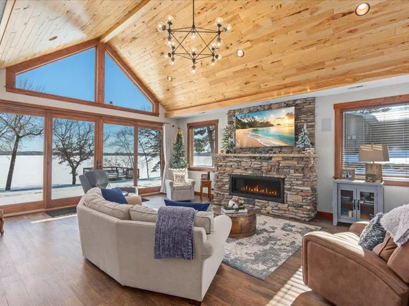 24 206th St, New Richmond, WI 54017