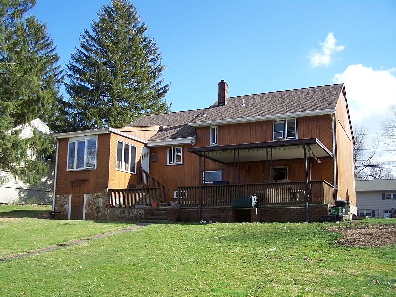 2nd image of 35 Northfield Ter