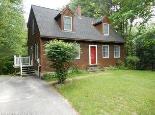 28 Hunts Dr, Windham, ME 04062