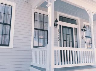 1423 Mechanic St, Galveston, TX 77550