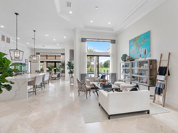 5th image of 9840 BAY LEAF Court