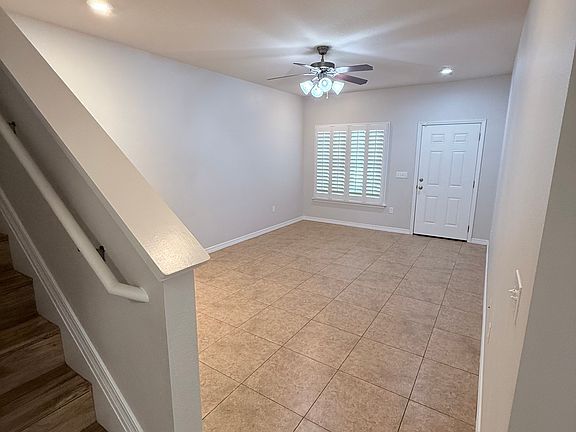 4th image of 1489 Bentley Cir
