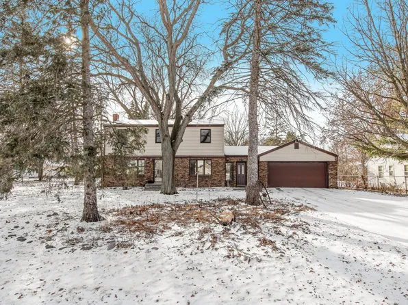 850 Wagon Wheel Trl, Mendota Heights, MN 55120