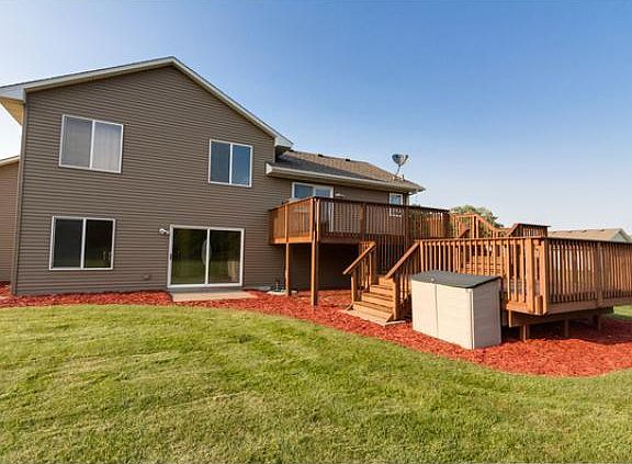 2nd image of 2054 135th Ln NE