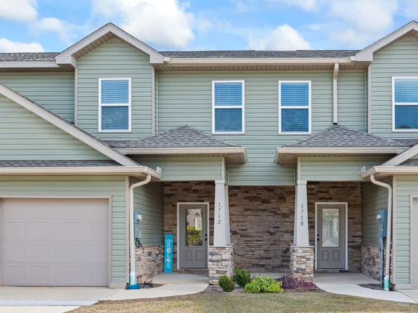 1712 Sound Haven Ct, Navarre, FL 32566