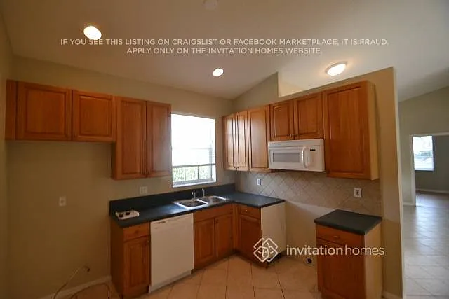 1702 Pierside Cir Wellington, FL 33414 — Photo 4