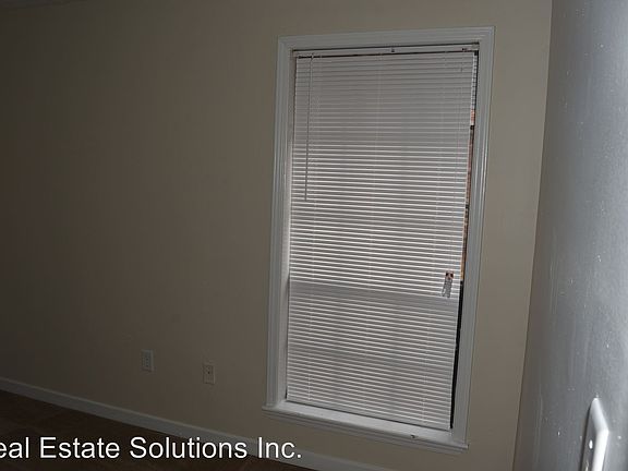 5th image of 118 Bent Creek Cir N #A