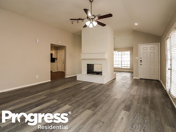 3rd image of 13835 Aspen Hollow Ln